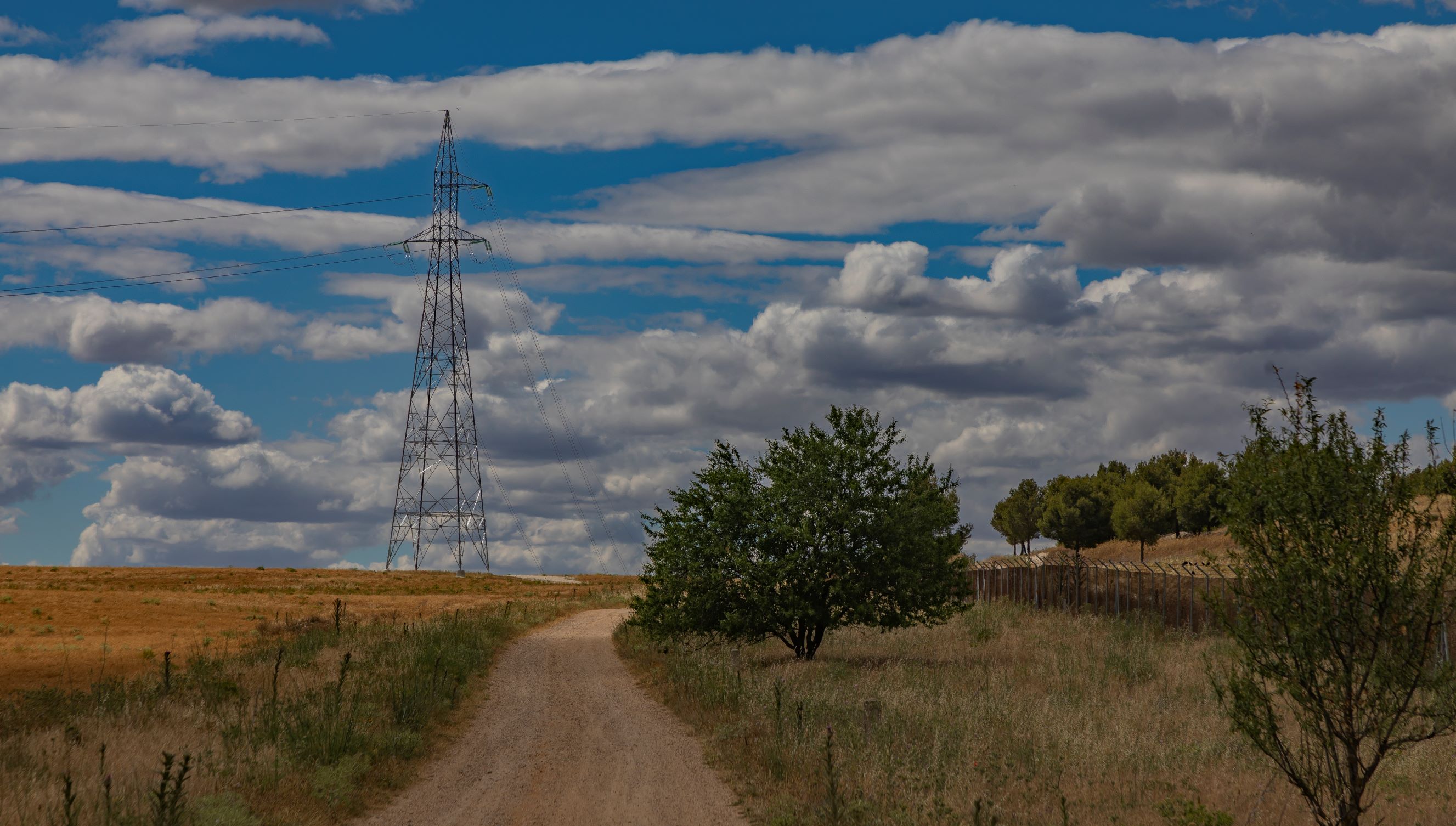 Red Eléctrica commissions the new Mudarra - Renedo line to reinforce the safety and quality of supply in the provinces of Palencia and Valladolid Red Eléctrica commissions the new Mudarra - Renedo line to reinforce the safety and quality of supply in the provinces of Palencia and Valladolid
