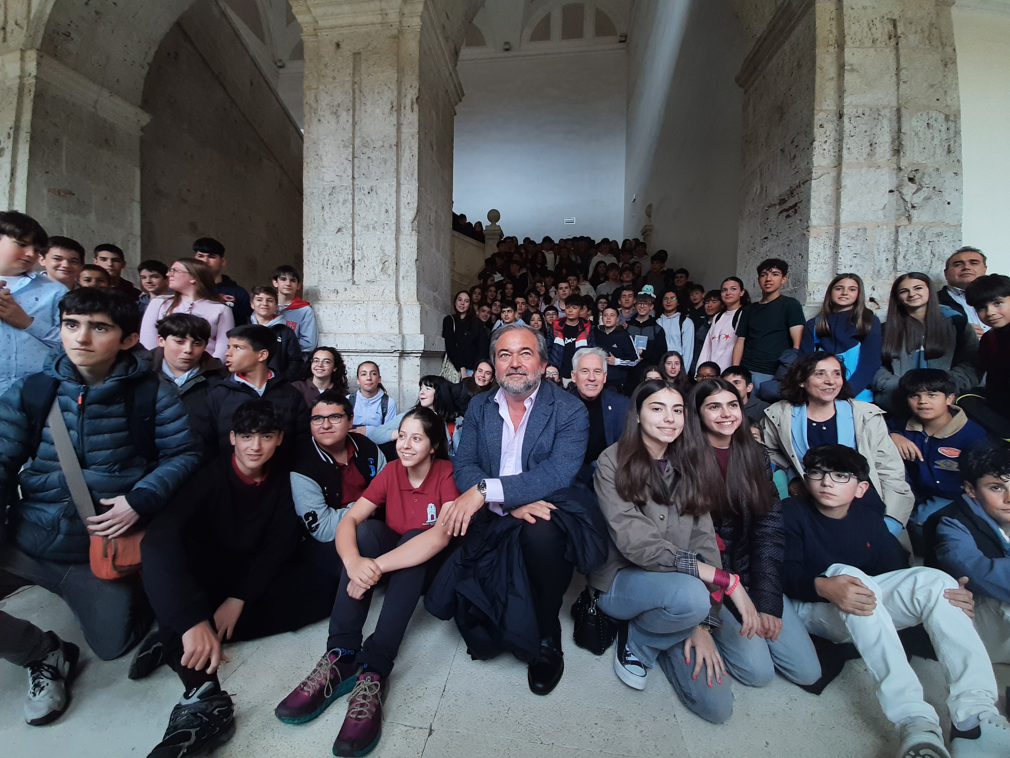 Más de 12.000 alumnos de ESO de 59 centros de Castilla y León han participado en la fase autonómica de este certamen, en el que se compite por ganar a Entreredes, un juego creado por Red Eléctrica para explicar la red de transporte de energía eléctrica a los más jóvenes.