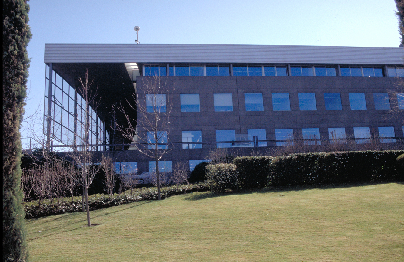 Sede social (Madrid) Dirección: Paseo del Conde de los Gaitanes, 177. Alcobendas (Madrid).