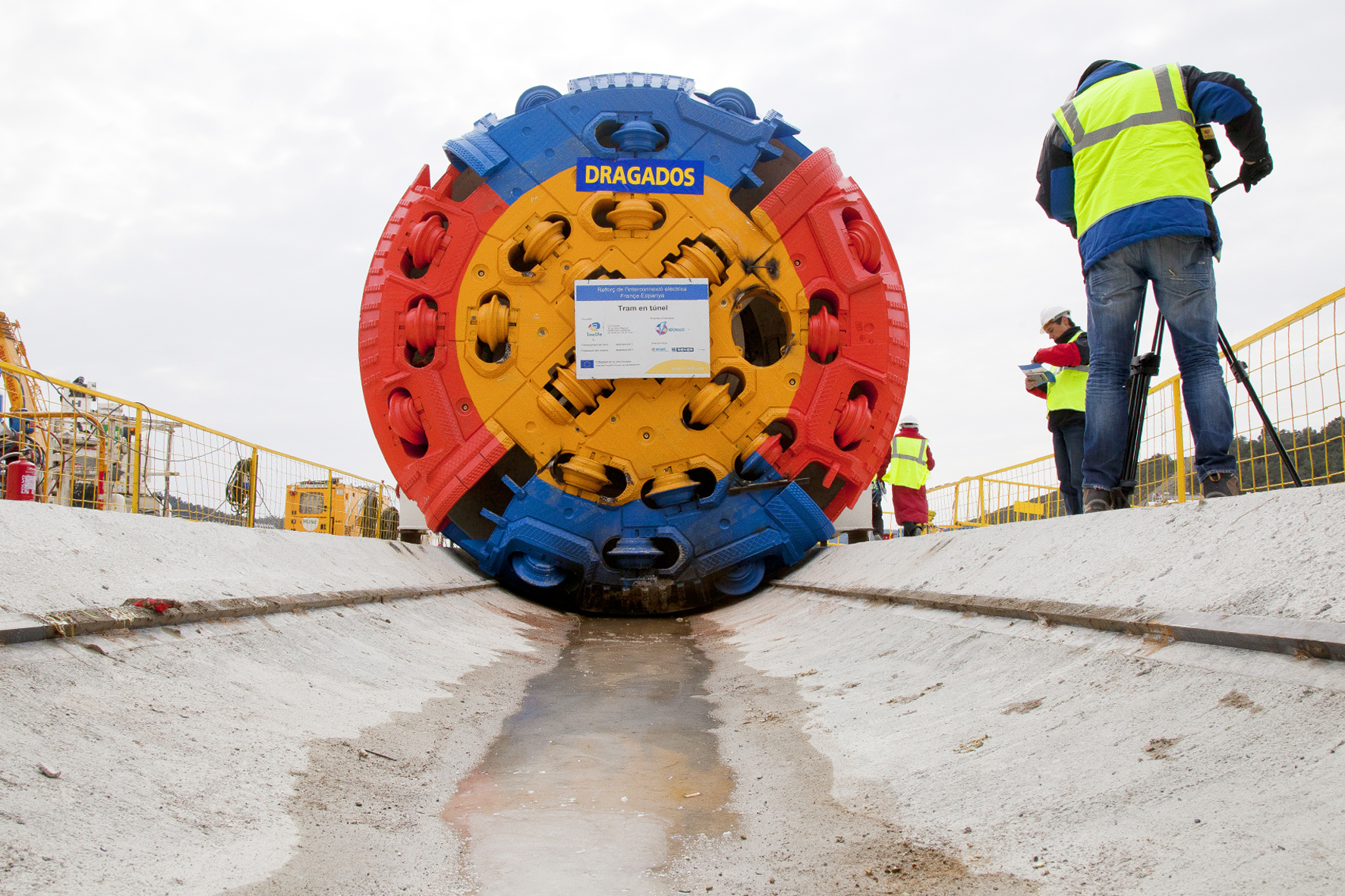 The ‘Alberes’ tunnel boring machine. alt