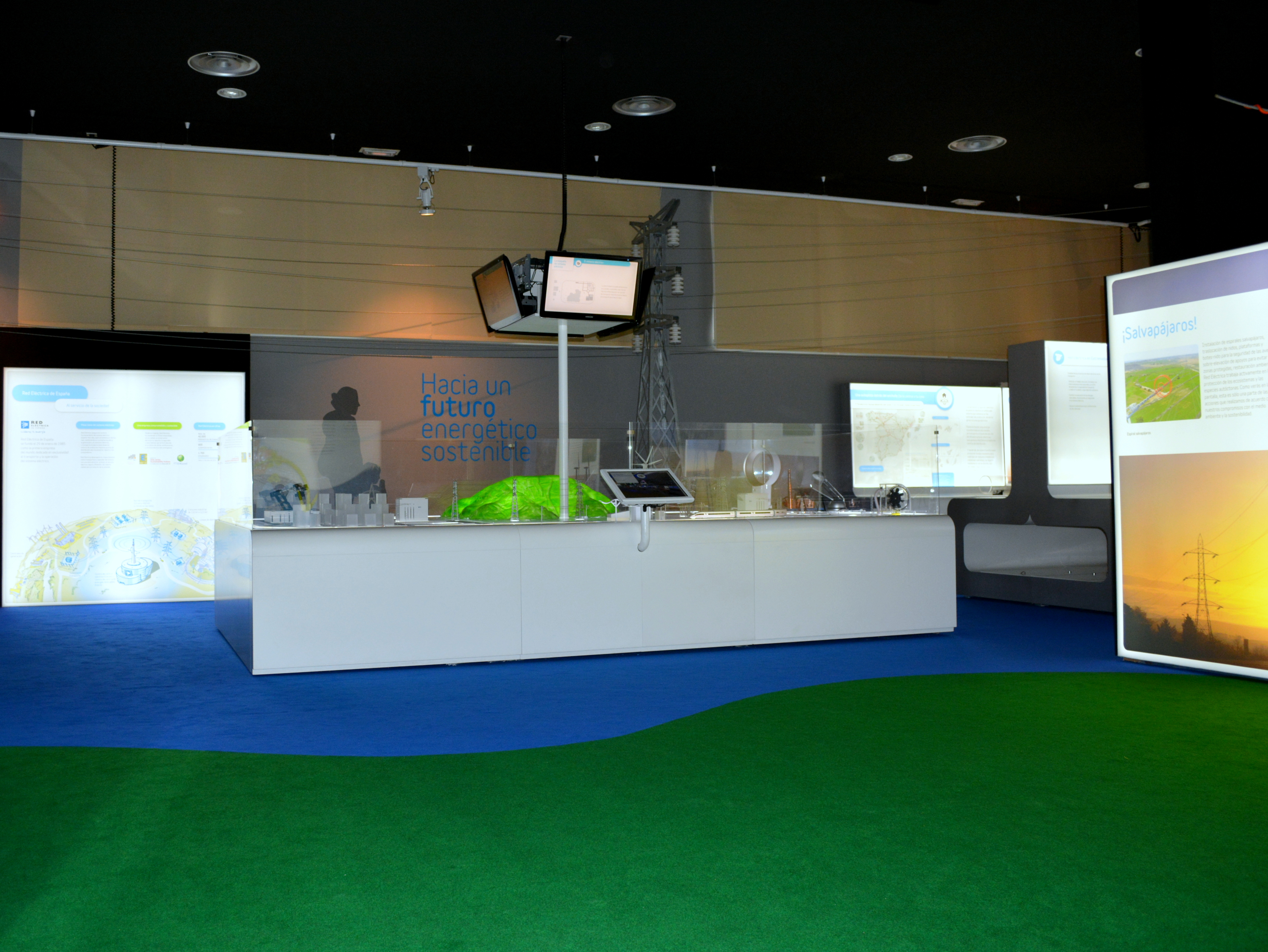 Section 2. From the power station to your home Electricity system model.
