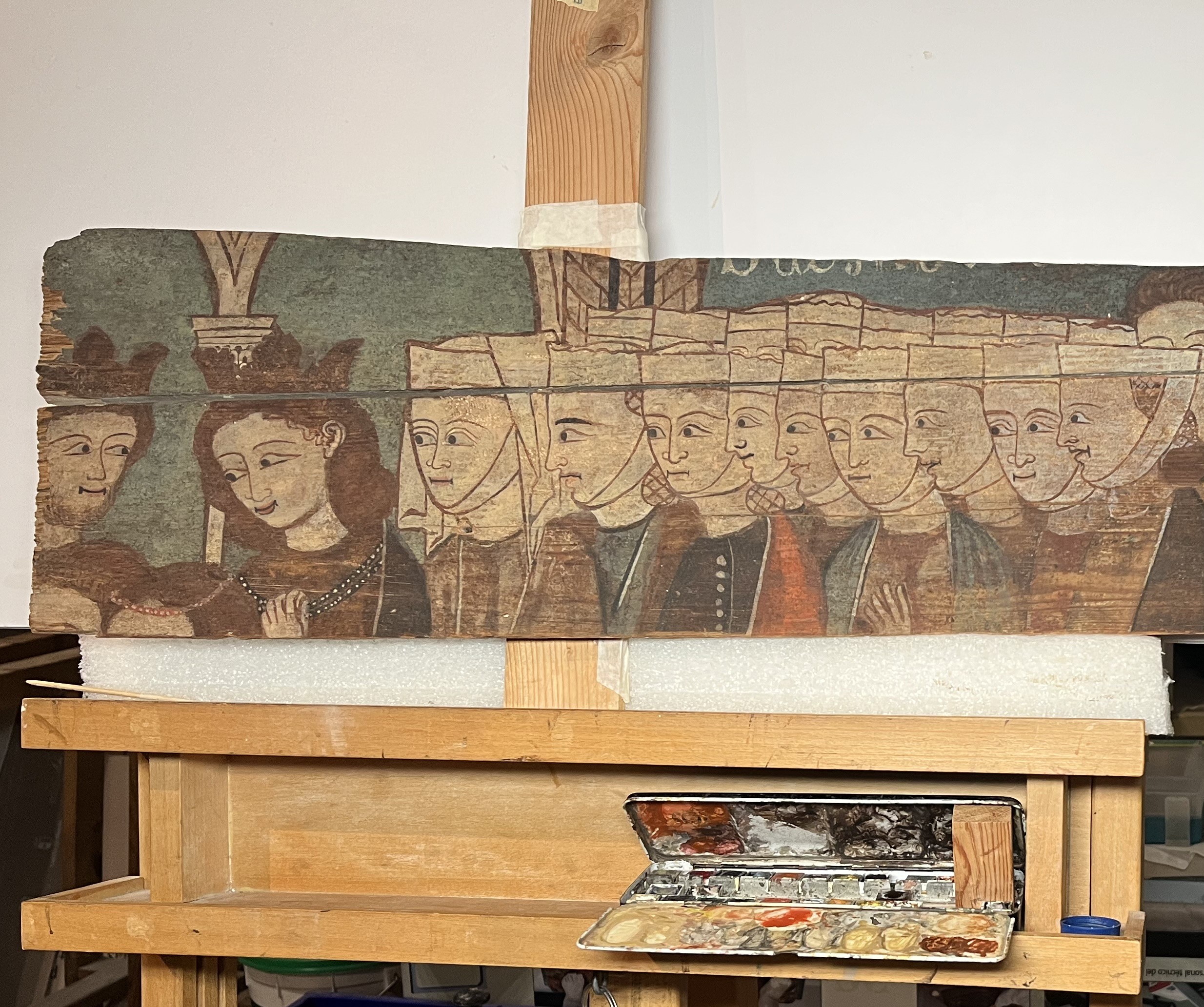 Restauración de una de las tablas © Miguel Bonache Gutierrez y Laura Sacristán Infante