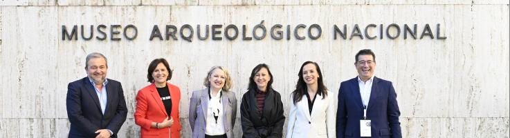 Representatives of Ministry of Culture, Museo Arqueológico Nacional y Redeia attending to the oppenning. Representatives of Ministry of Culture, Museo Arqueológico Nacional y Redeia attending to the oppenning.
