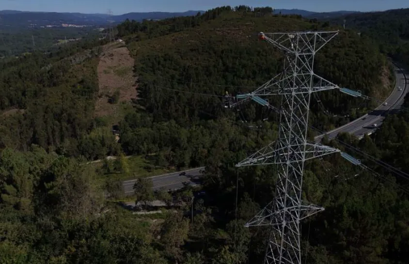 Nueva línea de 220kV Lousame - Tibo