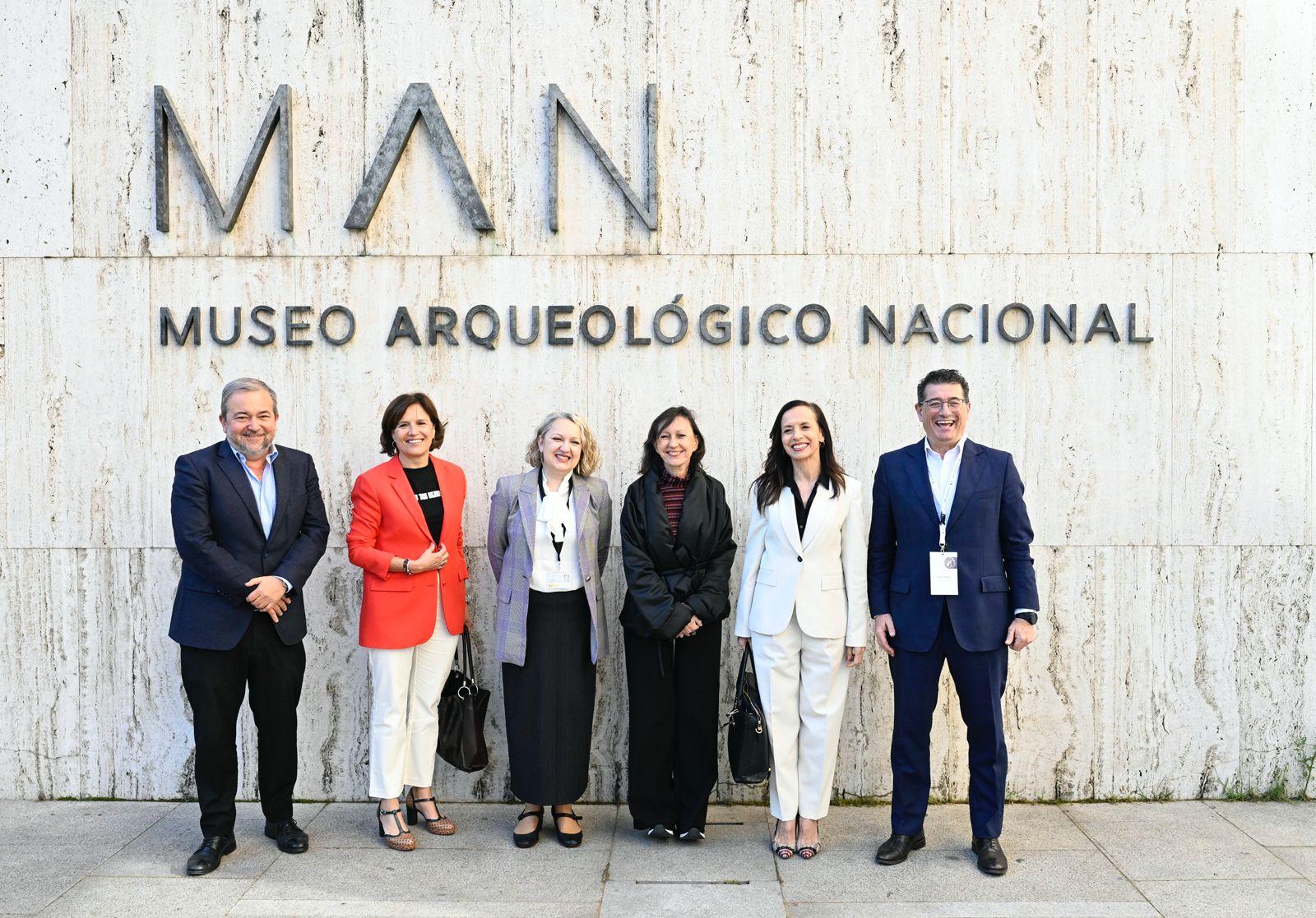 MAN, Ministry of Culture and Redeia representatives