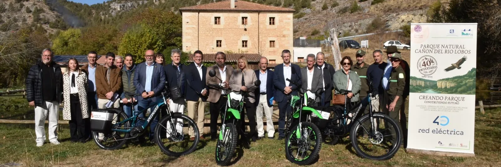 Red Eléctrica promotes sustainable mobility in the Cañón del Río Lobos Natural Park (Soria) by providing electric vehicles