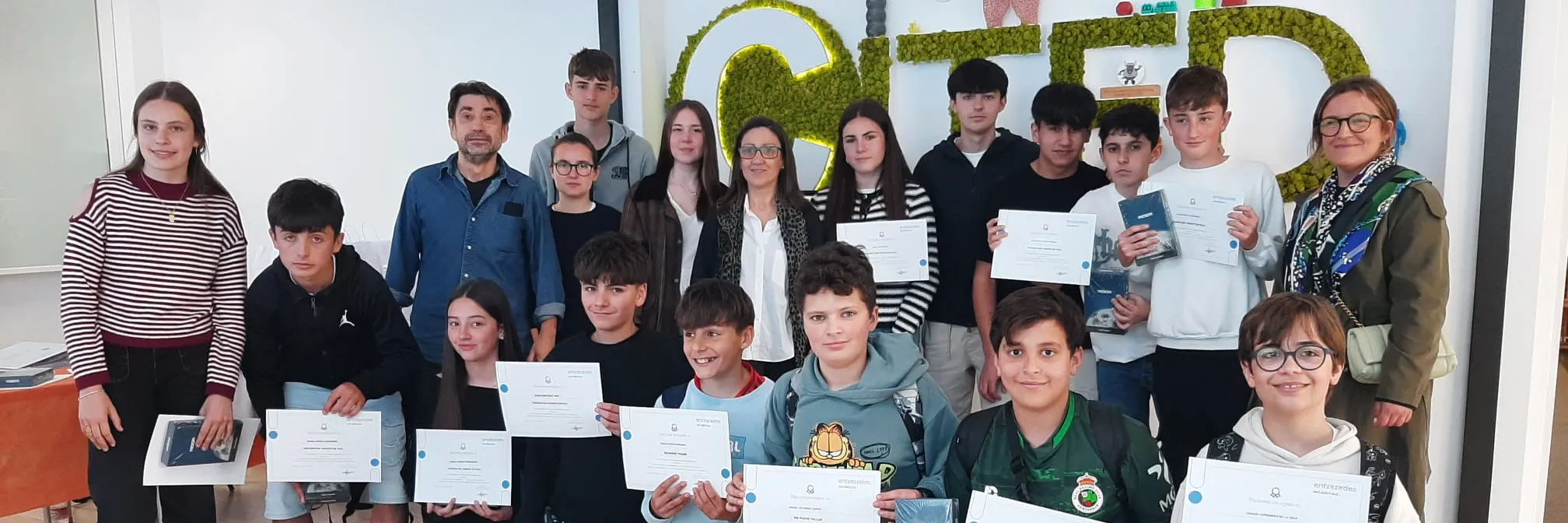 Ganadores de la final de Entreredes en Cantabria.