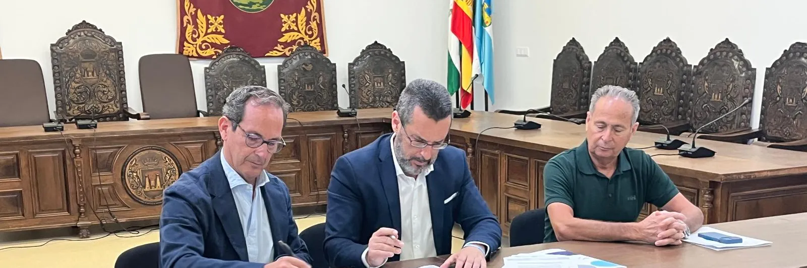 Red Eléctrica impulsa la renovación del Parque Princesa Sofía y el nuevo asfaltado de la Avenida Circular en La Línea de la Concepción