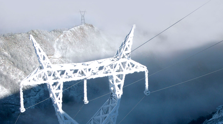 <br/>Nuestro objetivo es garantizar que las instalaciones de la red se encuentren en condiciones óptimas de disponibilidad y fiabilidad. Por este motivo, ante incidentes graves causados en la red por meteorología adversa o cualquier otro motivo, movilizamos todos los medios humanos y materiales necesarios para garantizar el suministro y resolver el incidente en el menor tiempo posible.