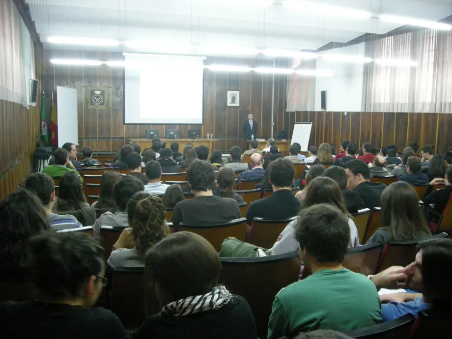Information sessions in educational centres in Castilla y León.