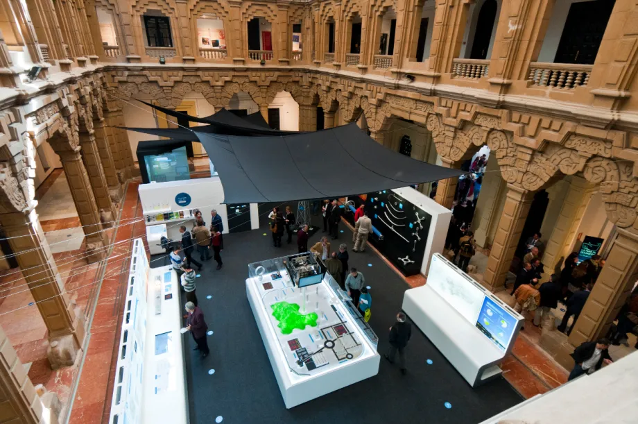 General view of the exhibit.