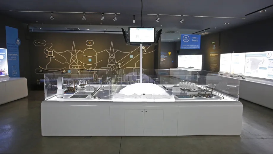 La maqueta al completo del sistema eléctrico.