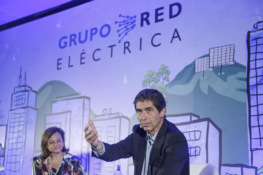 Cristina Gallach y Carlos Mataix, Alta Comisionada para la Agenda 2030, y Carlos Mataix, Director del Centro de Innovación en Tecnología para el Desarrollo Humano de la Universidad Politécnica de Madrid Cristina Gallach y Carlos Mataix, Alta Comisionada para la Agenda 2030, y Carlos Mataix, Director del Centro de Innovación en Tecnología para el Desarrollo Humano de la Universidad Politécnica de Madrid
