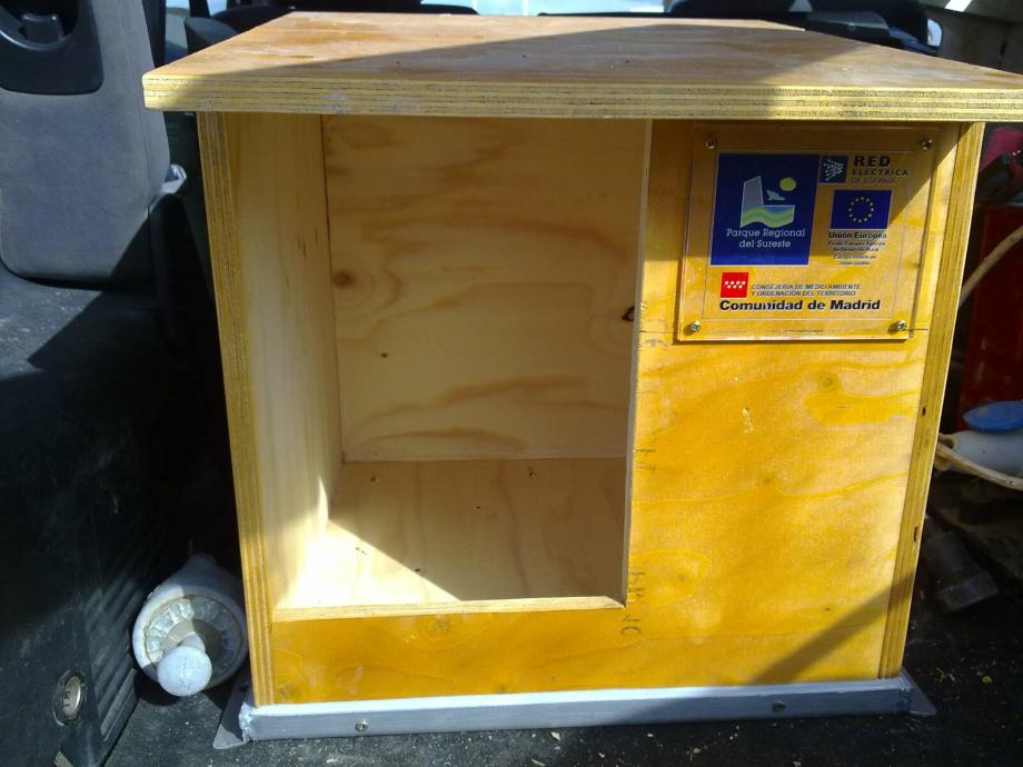 Caseta de nidificación para el halcón peregrino