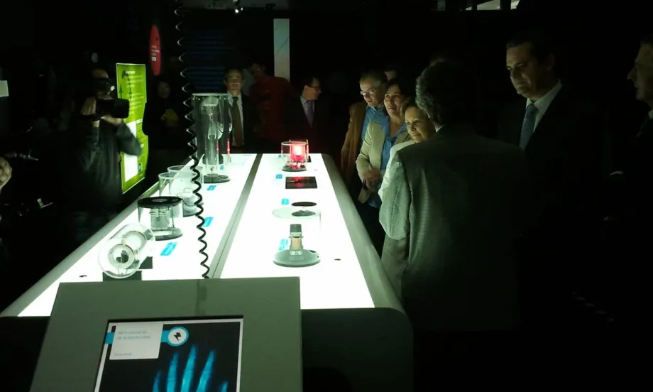 Laboratory section on opening day.