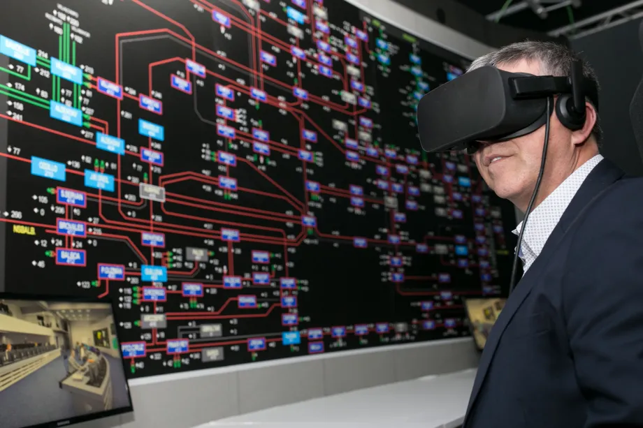 An interactive exhibit that allows visitors to take a virtual tour of the Electrical Control Centre (Cecoel).