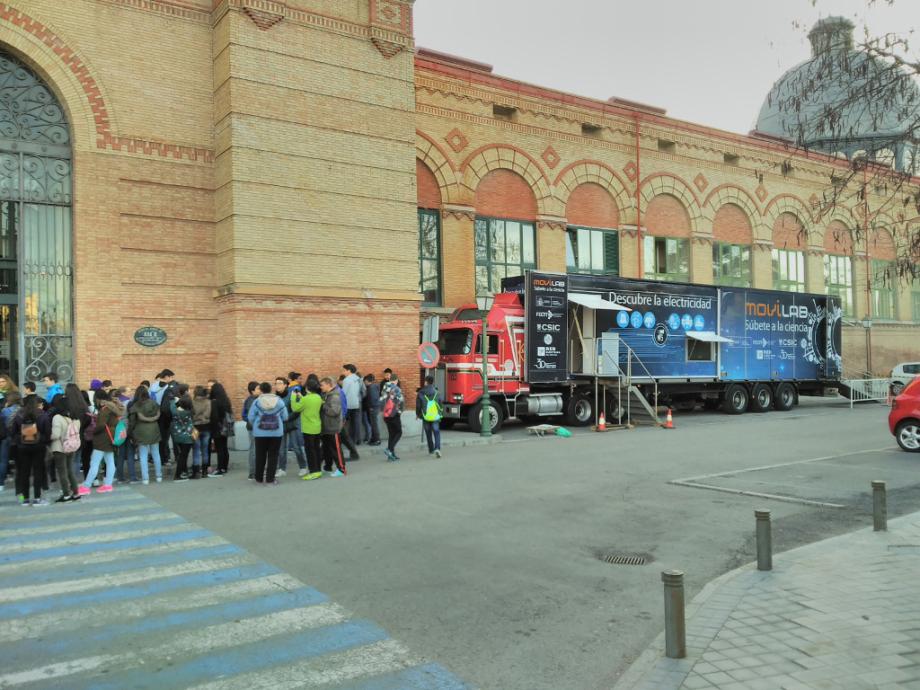 Movilab terminó su ruta en el Museo Nacional de Ciencias Naturales del CSIC (Madrid), donde los visitantes pudieron disfrutar durante cuatro días del laboratorio científico como una actividad más.