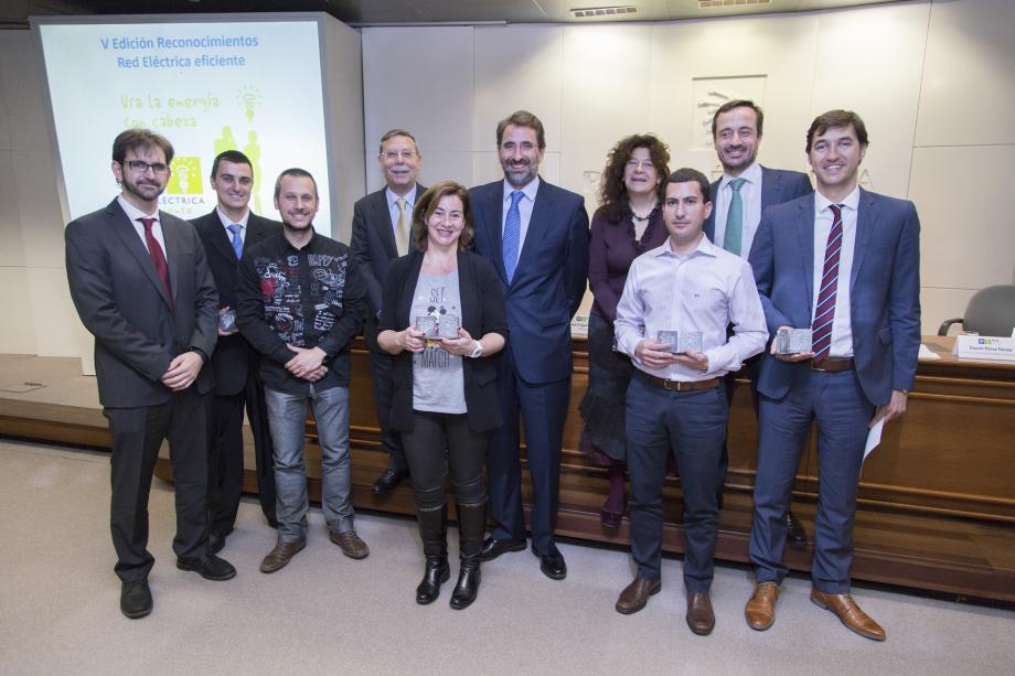 El presidente y el consejero delegado de Red Eléctrica han entregado los premios a los mejores proyectos de eficiencia energética de la compañía del 2016.