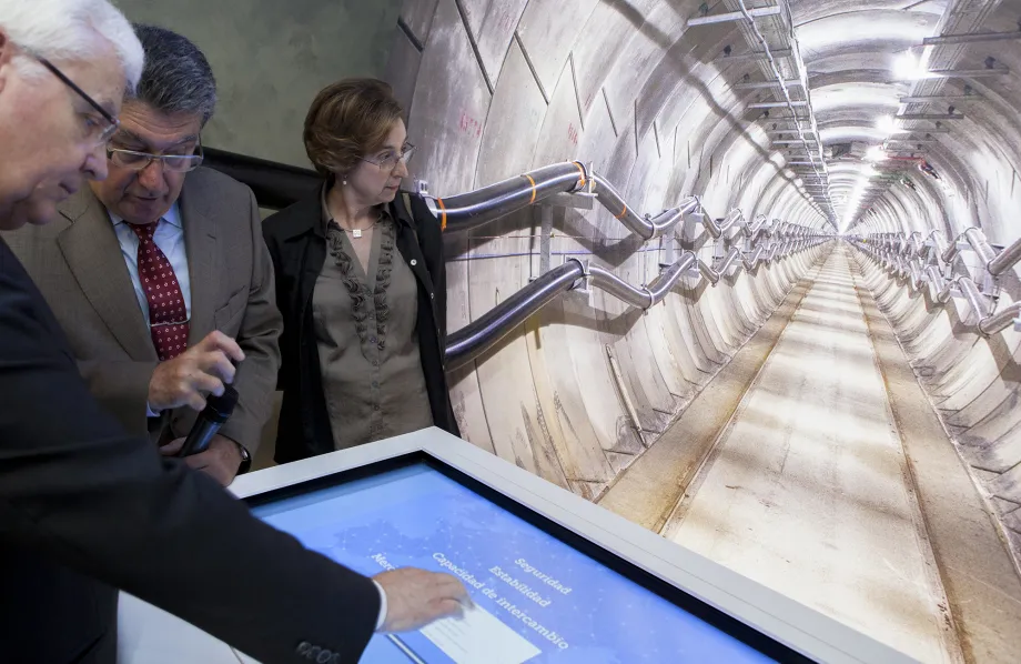 Close up of the interconnection tunnel with France.