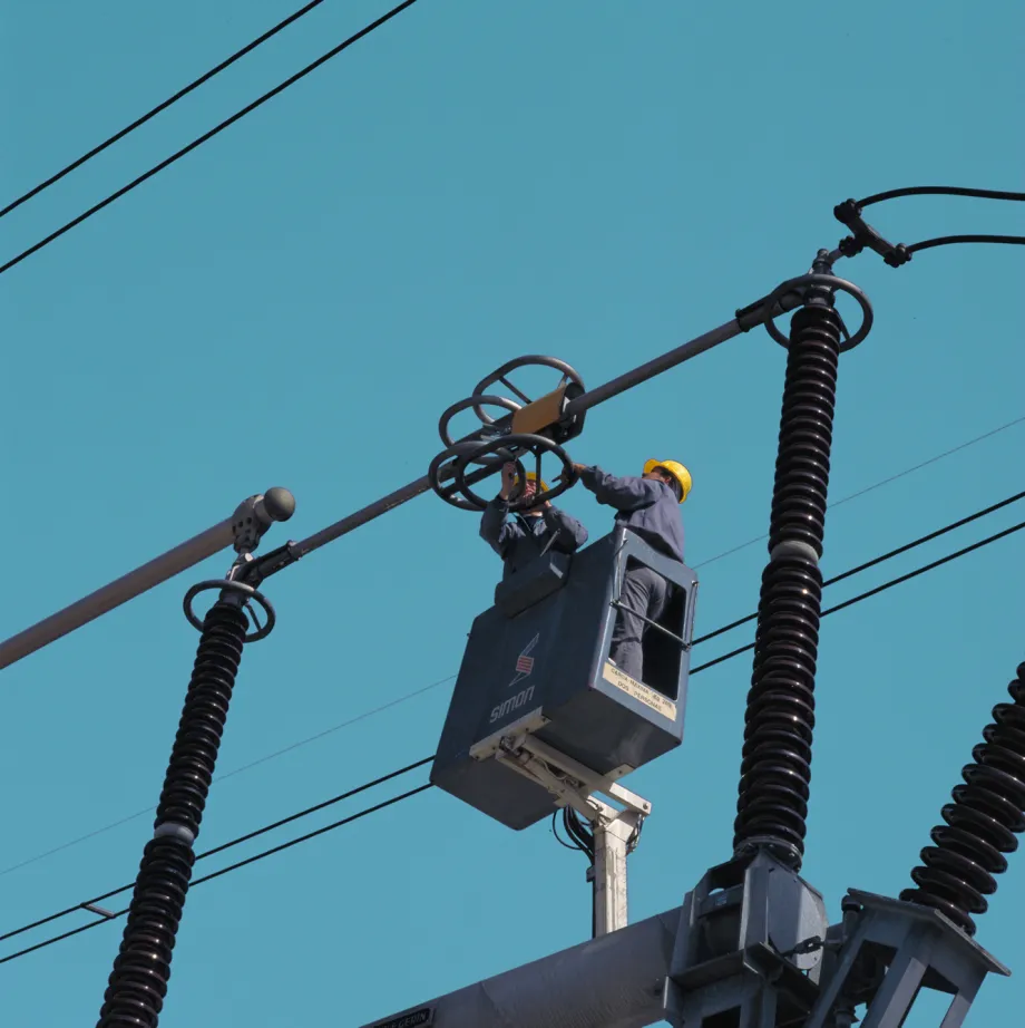 Limpieza de los contactos de un seccionador