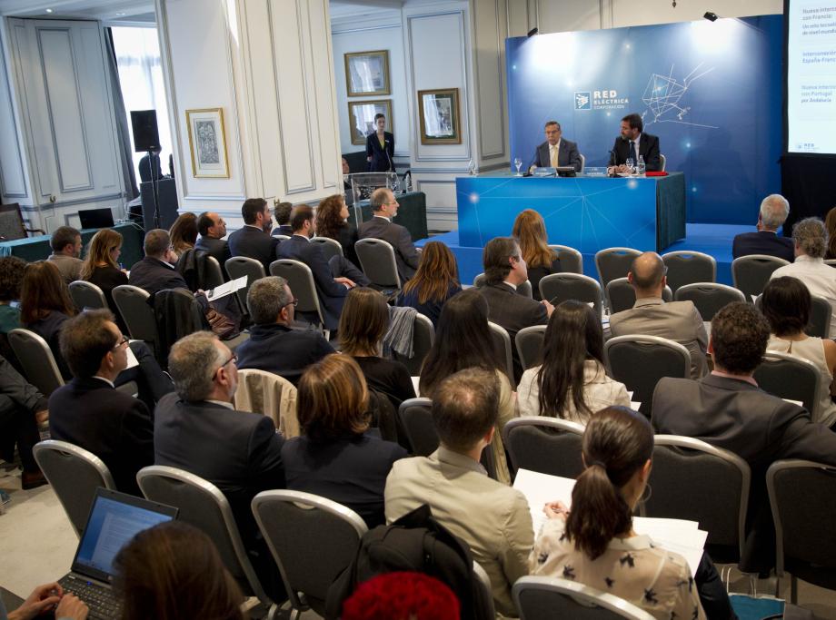 Rueda de prensa de Red Eléctrica de España con motivo de la Junta General de Accionistas 2015.
