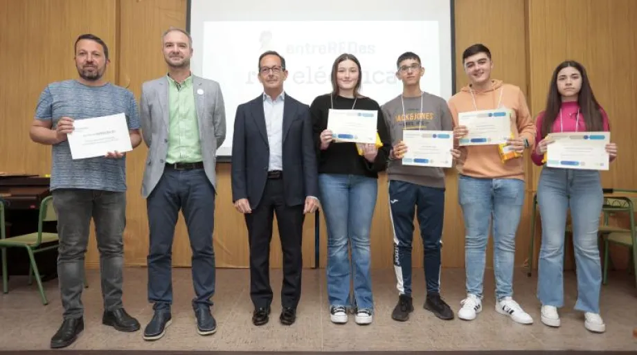 Equipo ganador en la categoría de 4º E.S.O del  IES Valdemendel, de Ribera del Fresno (Badajoz)