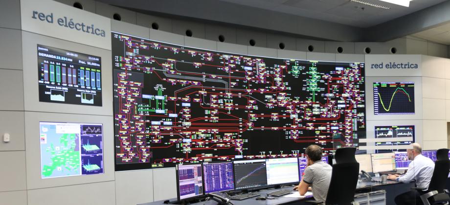 Red Eléctrica's Electric Control Center (Cecoel). Red Eléctrica's Electric Control Center (Cecoel).
