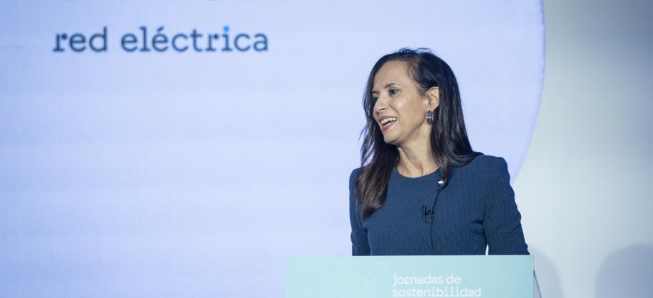 Apertura a cargo de Beatriz Corredor. La presidenta de Redeia, en un momento de la ceremonia de entrega de premios.