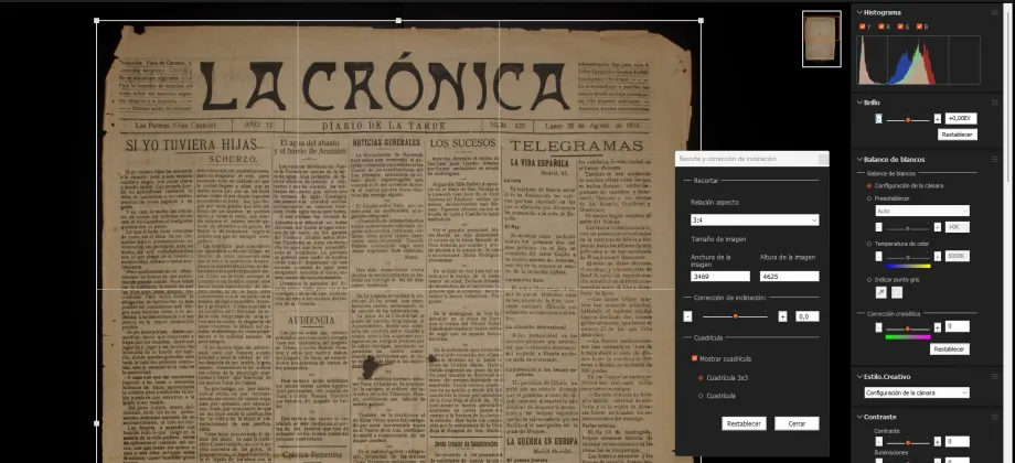 ‘La Crónica’ newspaper, page August 26,1918, during the digitalization proccess.