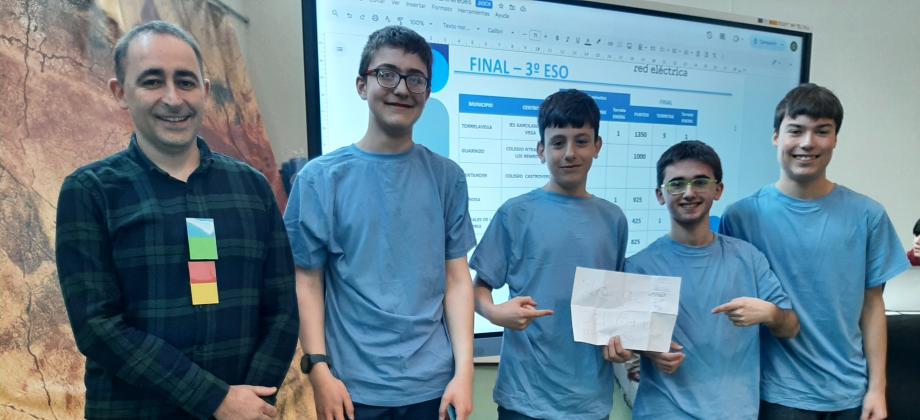 Los alumnos ganadores en 3º de ESO.