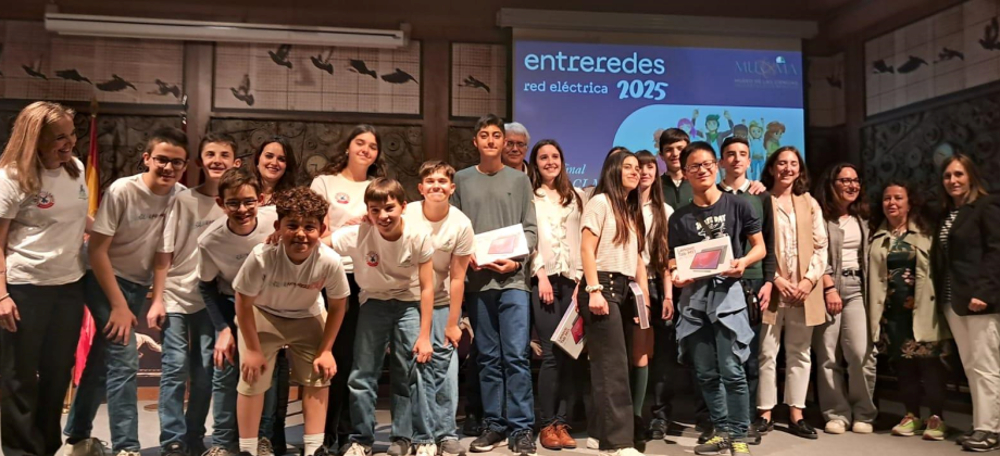 Foto de familia con todos los equipos ganadores